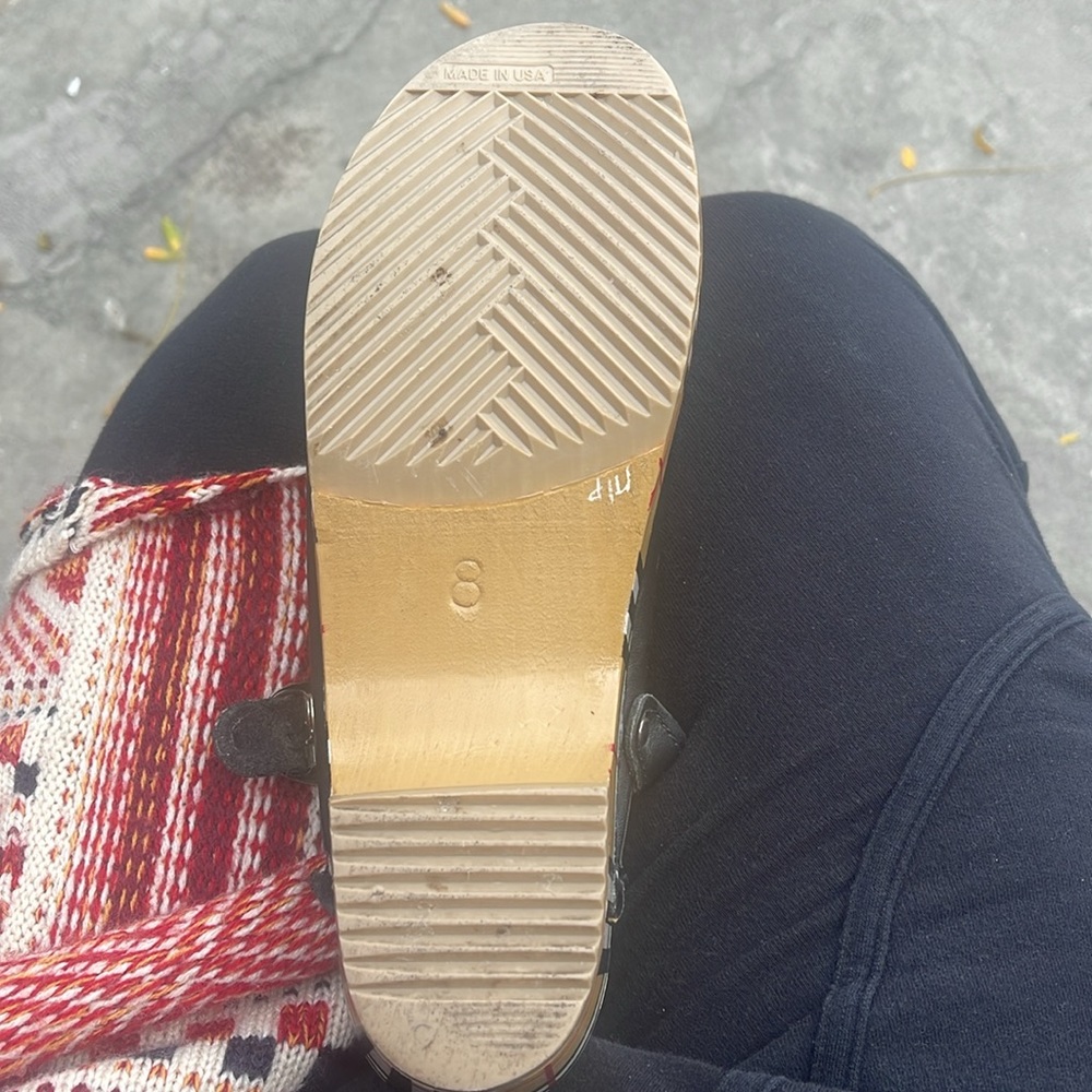 Savory Soles Clogs# - image 6